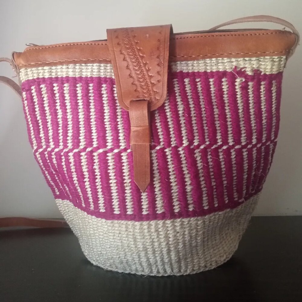 Medium Kiondo Kenyan sisal bags